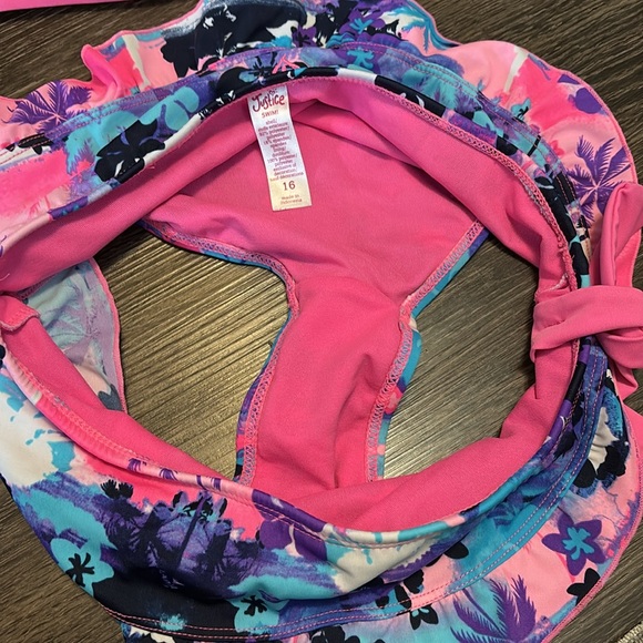 Justice swimsuit size 16 - Picture 3 of 4